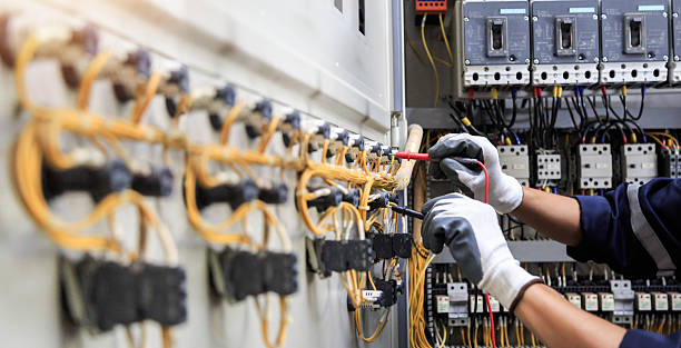 Professional Electrician technician working in Humboldt Hill, CA